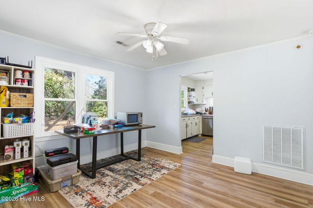 221 N Thompson Street, Whiteville, NC 28472