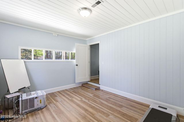 221 N Thompson Street, Whiteville, NC 28472