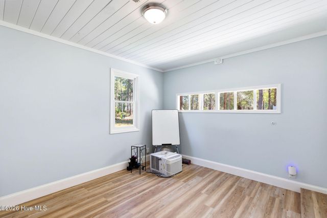 221 N Thompson Street, Whiteville, NC 28472