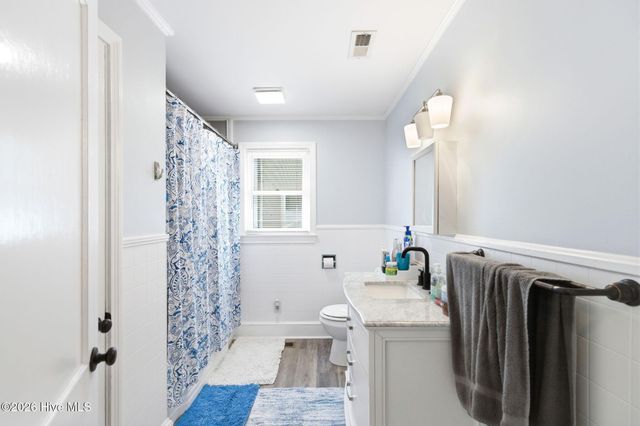 221 N Thompson Street, Whiteville, NC 28472