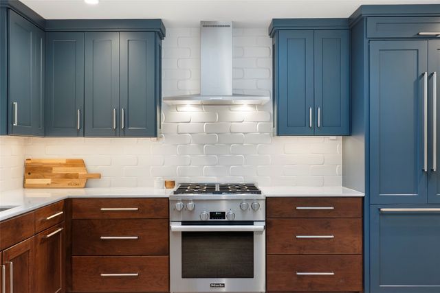 6205 Warm Mist Lane, Dallas, TX 75248