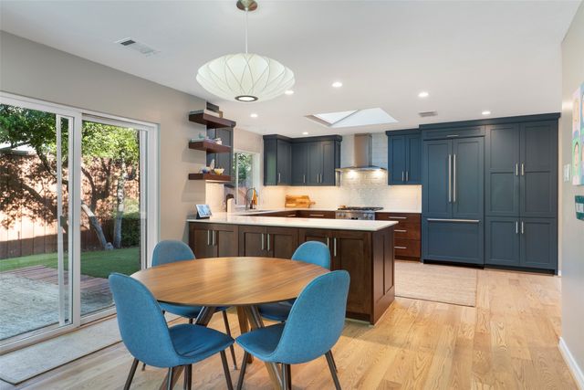 6205 Warm Mist Lane, Dallas, TX 75248