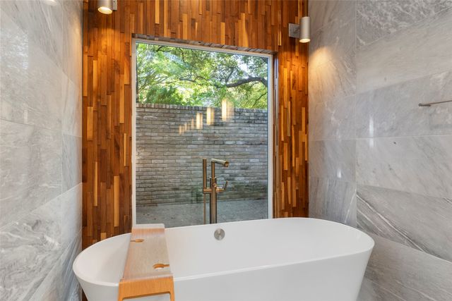 6205 Warm Mist Lane, Dallas, TX 75248