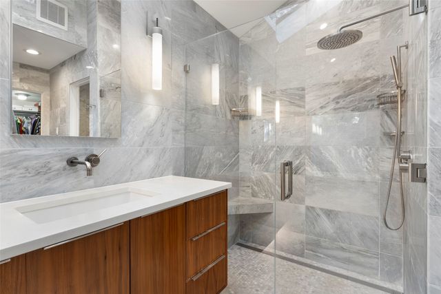 6205 Warm Mist Lane, Dallas, TX 75248