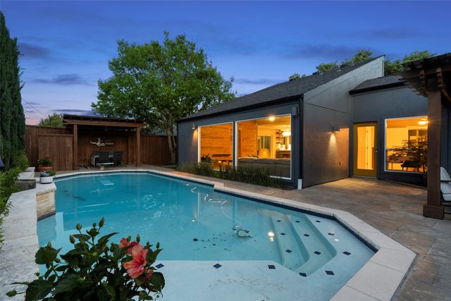 6205 Warm Mist Lane, Dallas, TX 75248