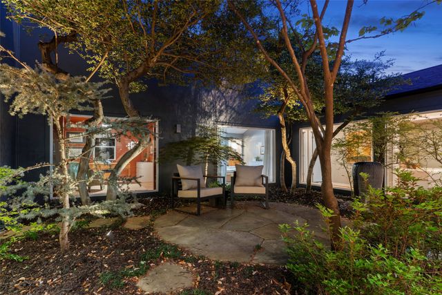 6205 Warm Mist Lane, Dallas, TX 75248