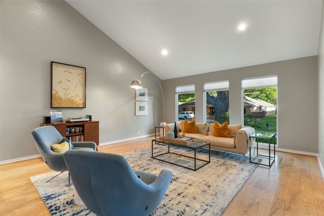 6205 Warm Mist Lane, Dallas, TX 75248