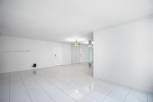 4747 Collins Ave 207, Miami Beach, FL 33140