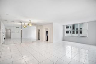 4747 Collins Ave 207, Miami Beach, FL 33140