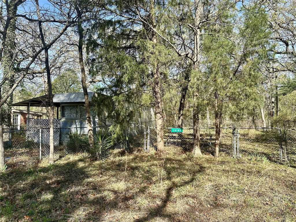 14110 Austin Street, Log Cabin, TX 75148