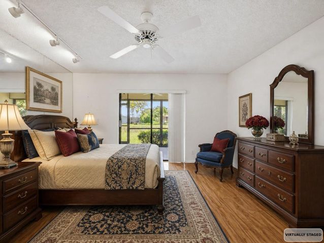 6200 Kings Gate Circle, Delray Beach, FL 33484