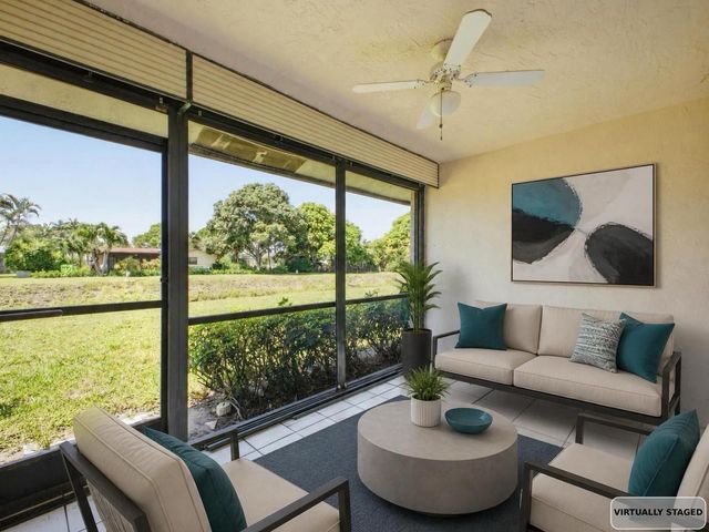 6200 Kings Gate Circle, Delray Beach, FL 33484