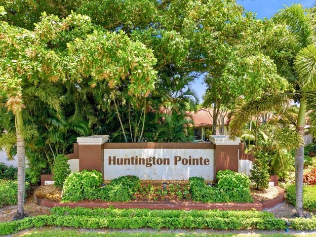 6200 Kings Gate Circle, Delray Beach, FL 33484