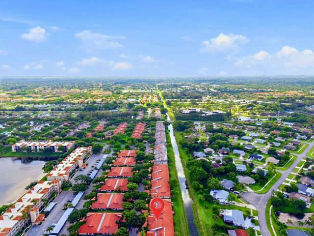 6200 Kings Gate Circle, Delray Beach, FL 33484