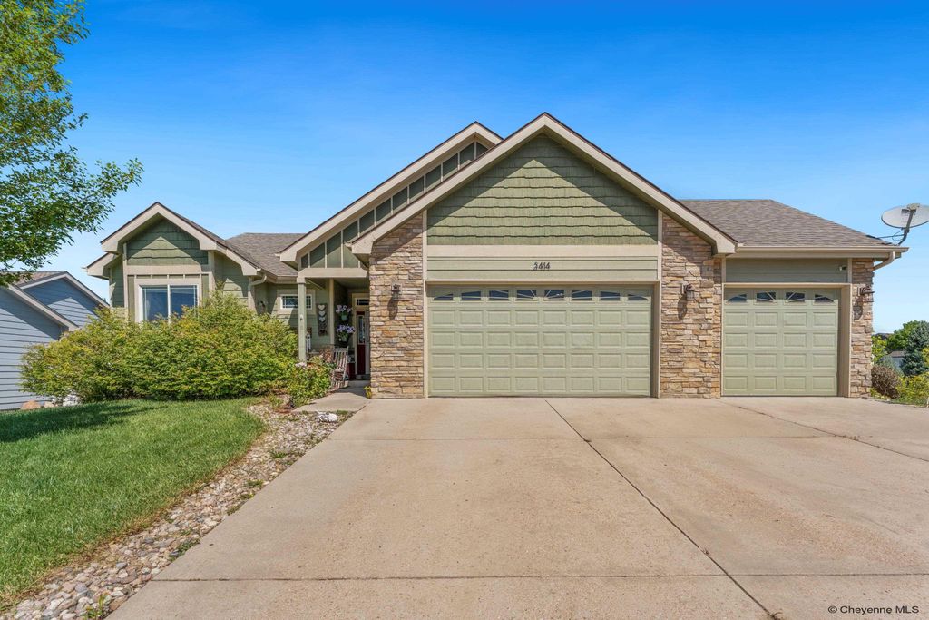 3414 FIRE SIDE DR, Cheyenne, WY 82001
