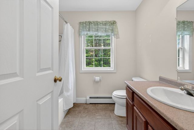 15 Scribner Road, Fremont, NH 03044