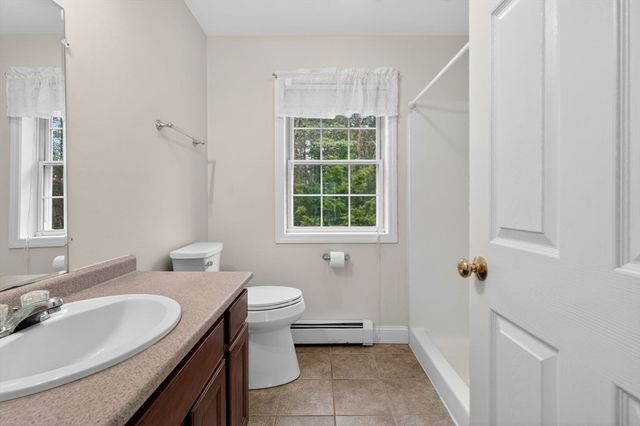 15 Scribner Road, Fremont, NH 03044