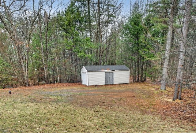 15 Scribner Road, Fremont, NH 03044