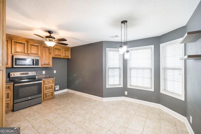 522 Grand Avenue, Bonaire, GA 31005