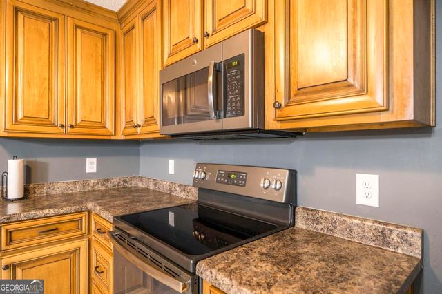 522 Grand Avenue, Bonaire, GA 31005