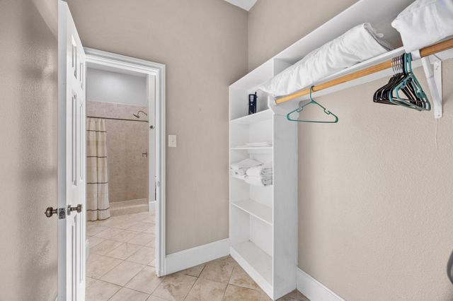 817 W 26th Street, Houston, TX 77008