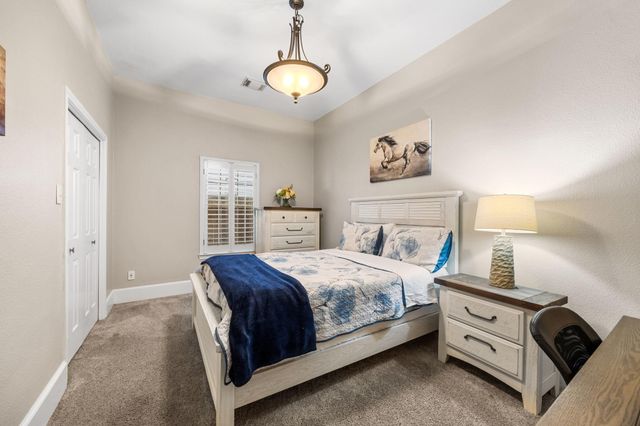 817 W 26th Street, Houston, TX 77008