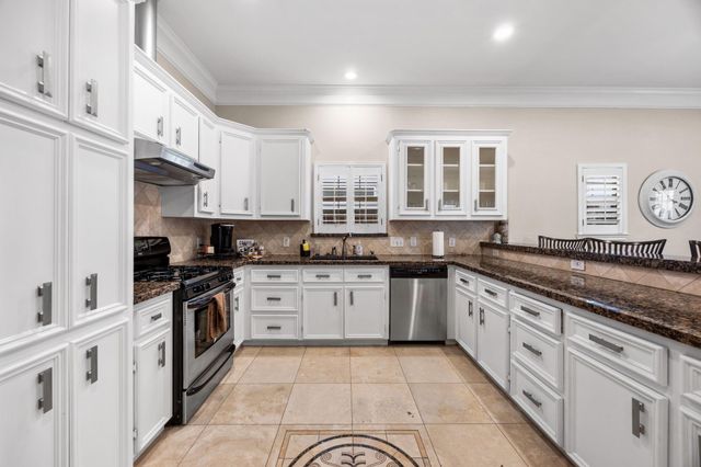 817 W 26th Street, Houston, TX 77008