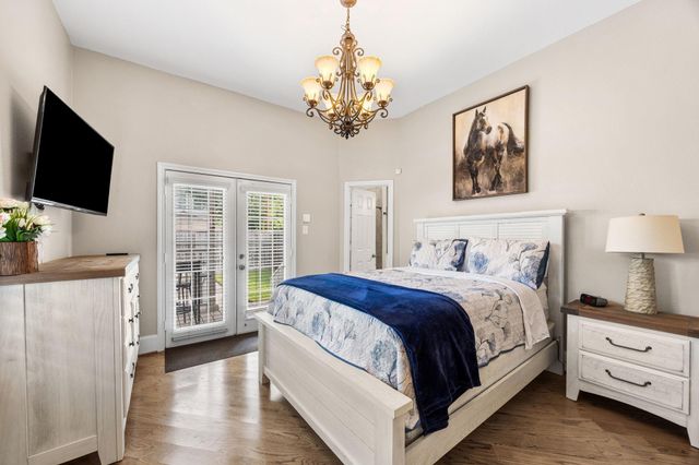 817 W 26th Street, Houston, TX 77008