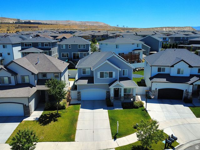 1023 W MOLLY PITCHER CIR, Bluffdale, UT 84065