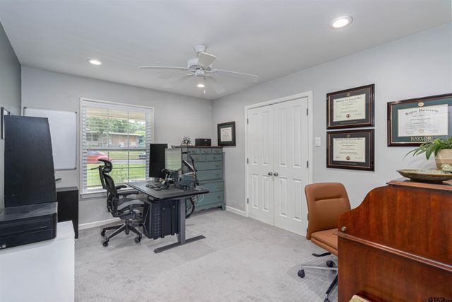 2029 Montrose Dr, Tyler, TX 75701