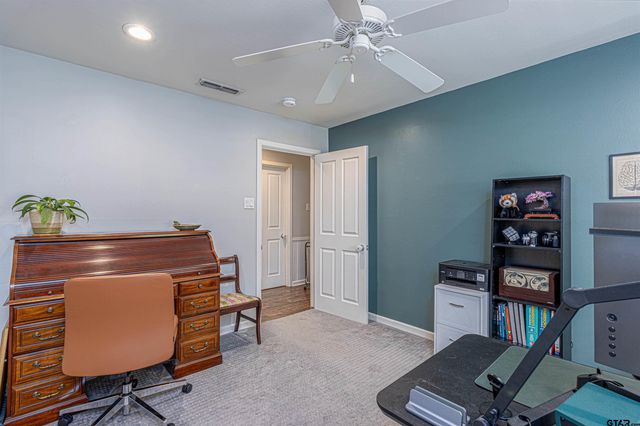 2029 Montrose Dr, Tyler, TX 75701