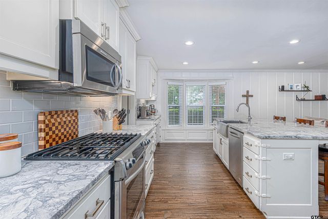 2029 Montrose Dr, Tyler, TX 75701