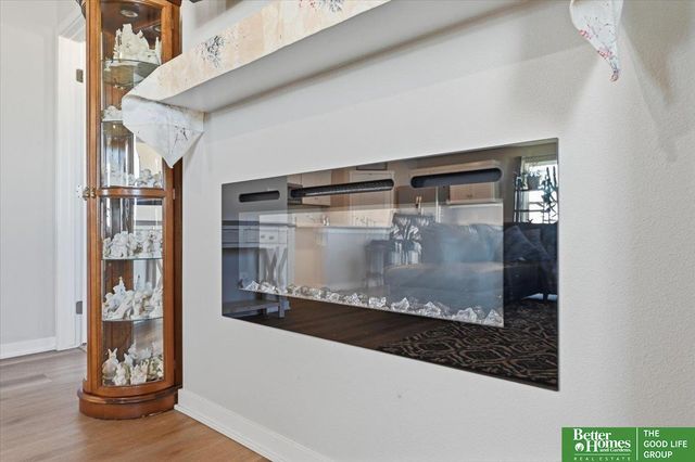 11452 Sunburst Drive, Papillion, NE 68046