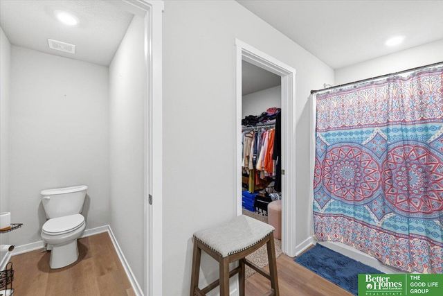 11452 Sunburst Drive, Papillion, NE 68046