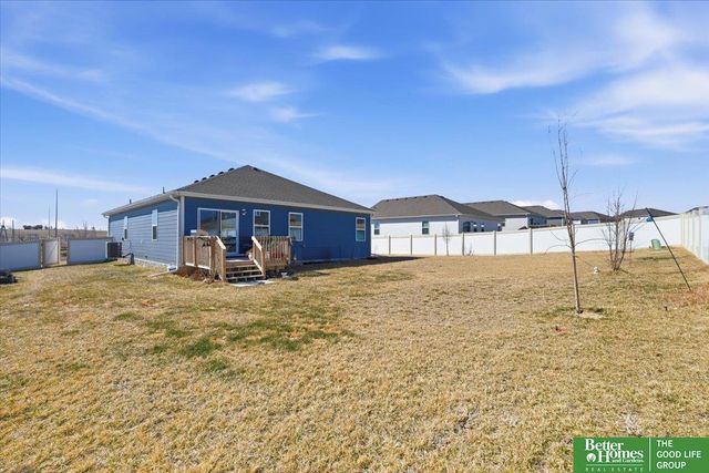 11452 Sunburst Drive, Papillion, NE 68046