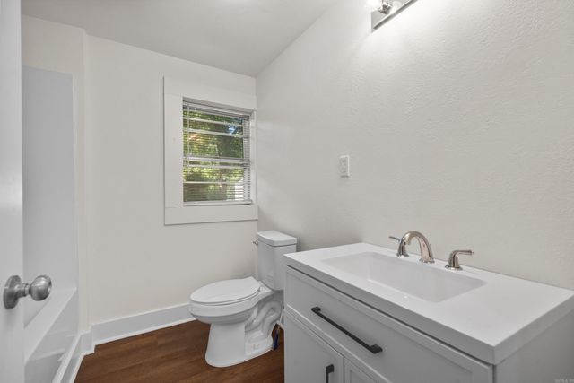 512 Hoover Street, Malvern, AR 72104