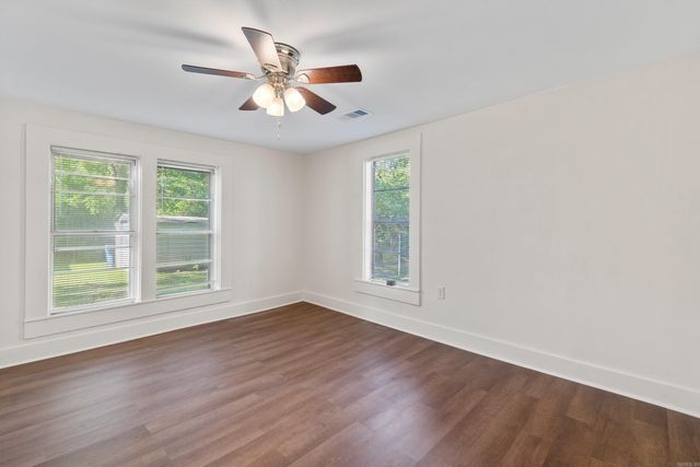 512 Hoover Street, Malvern, AR 72104