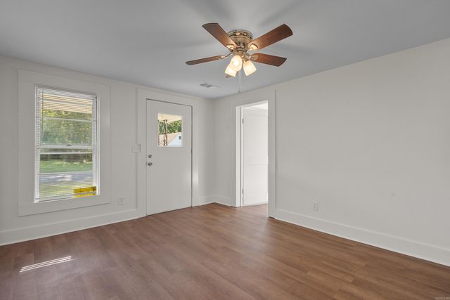 512 Hoover Street, Malvern, AR 72104