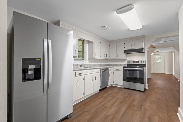 512 Hoover Street, Malvern, AR 72104