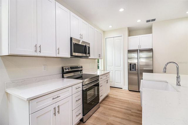 801 GELASO STREET SW, Palm Bay, FL 32908