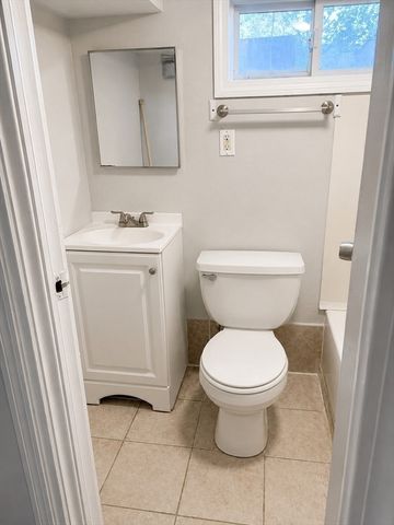 199 Eastern Ave, Springfield, MA 01109
