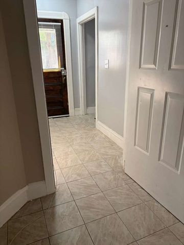 199 Eastern Ave, Springfield, MA 01109