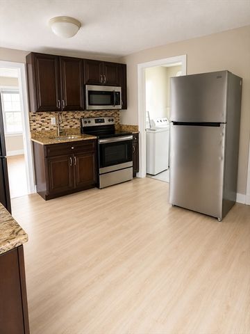 199 Eastern Ave, Springfield, MA 01109