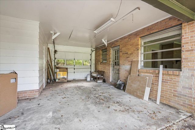 650 Springhill Avenue, Spartanburg, SC 29303