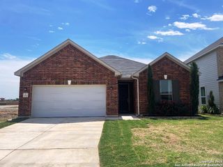 750 TRANCHET TRL, San Antonio, TX 78221