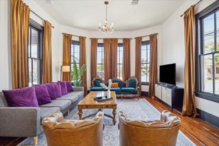 1920 Fulton Street, Houston, TX 77009