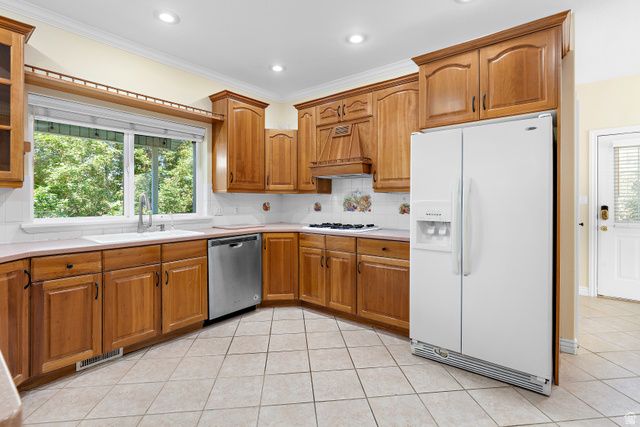 1327 N 850 E, Pleasant Grove, UT 84062