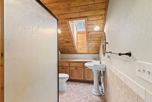 297 Lovingood Rd., Murphy, NC 28906