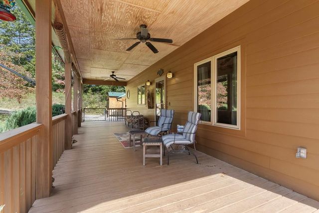 297 Lovingood Rd., Murphy, NC 28906