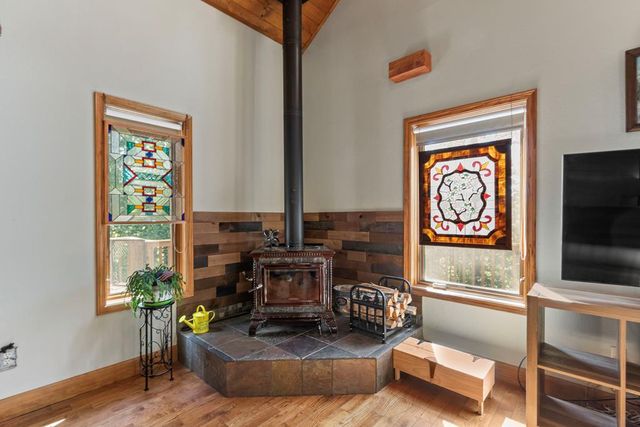 297 Lovingood Rd., Murphy, NC 28906